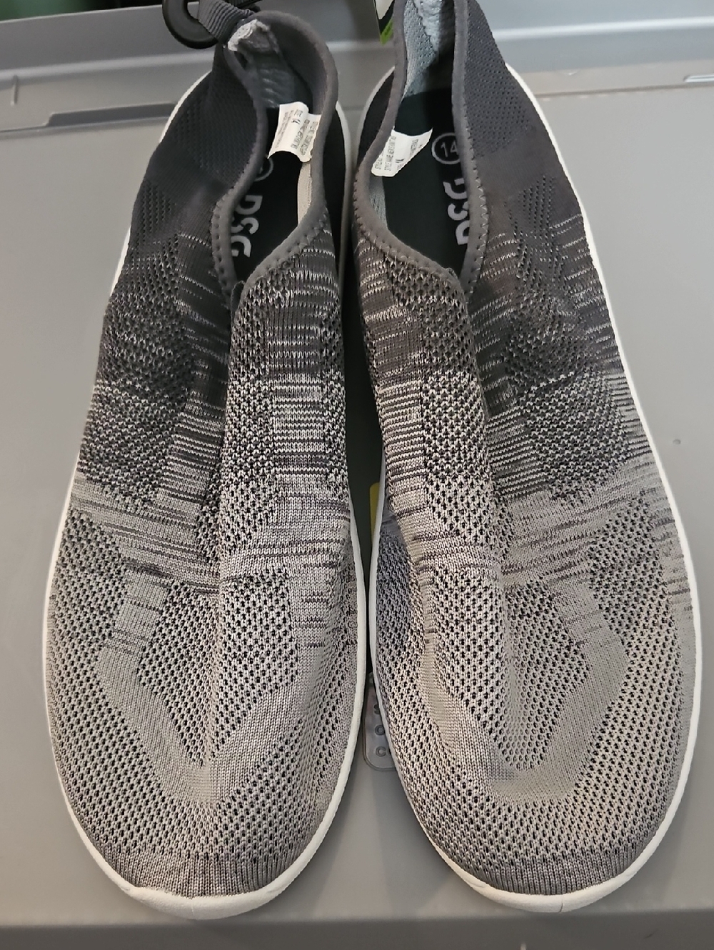 DSG Men's Knit Water Shoes: GRAY: NEW WITH TAGS: SIZE 14